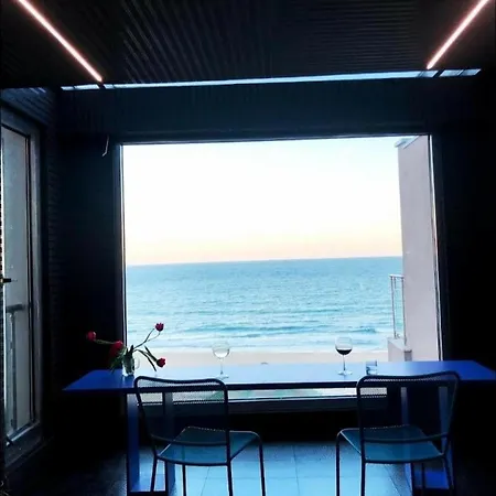 Seafront Luxury With Panoramic Sea View, Sunny Apartment Slantschew brjag